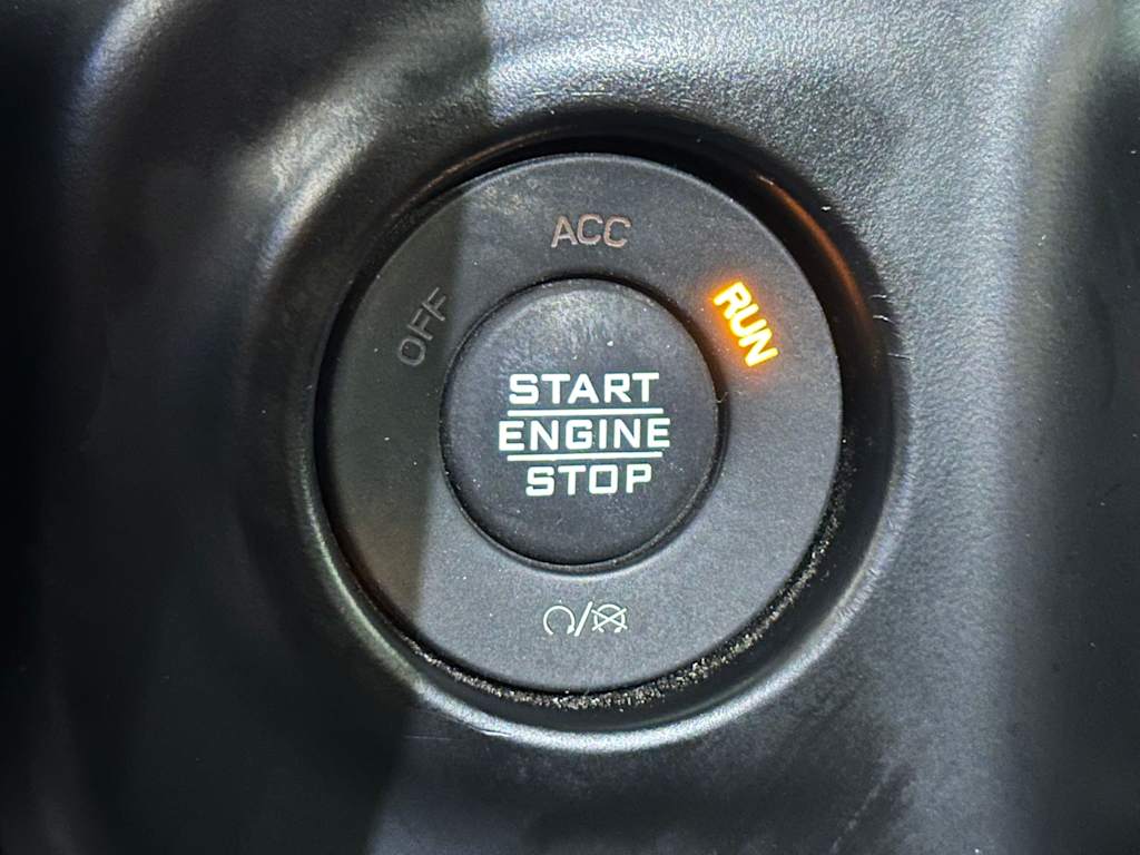 Thumbnail: 2022 Jeep Gladiator - 26