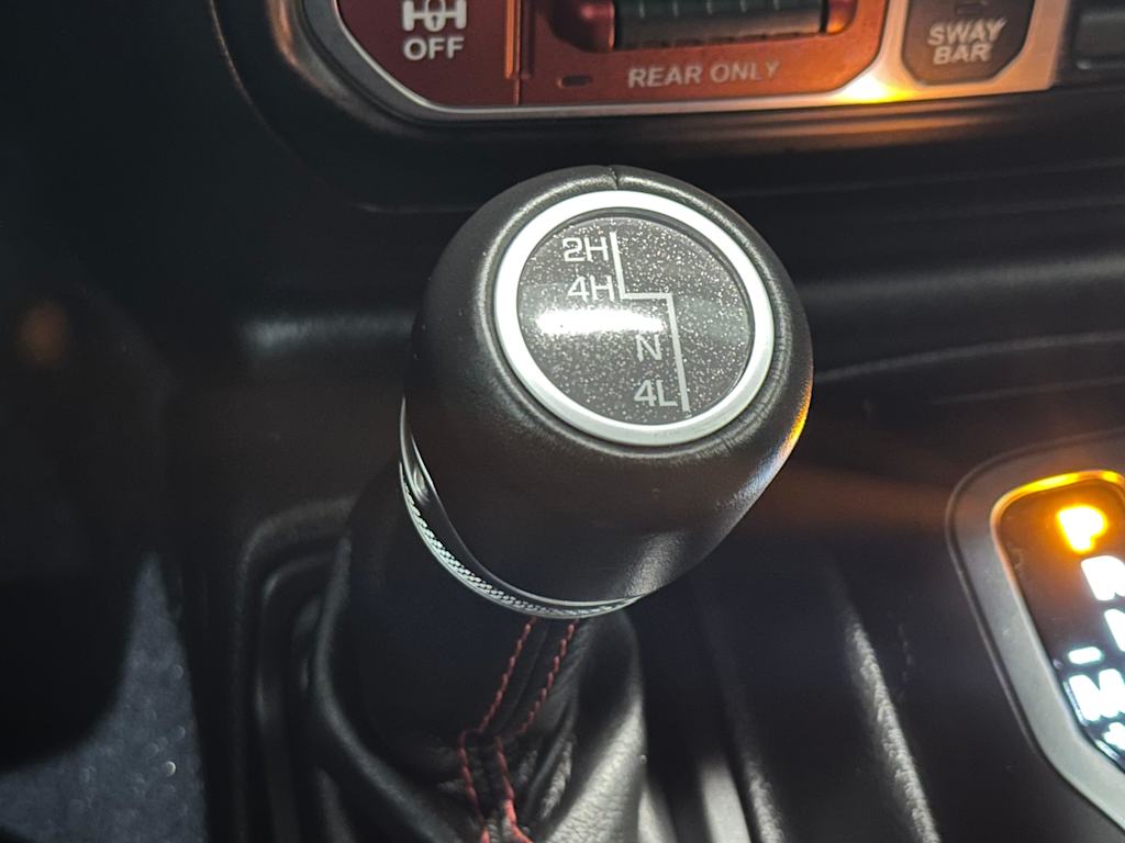 Thumbnail: 2022 Jeep Gladiator - 16