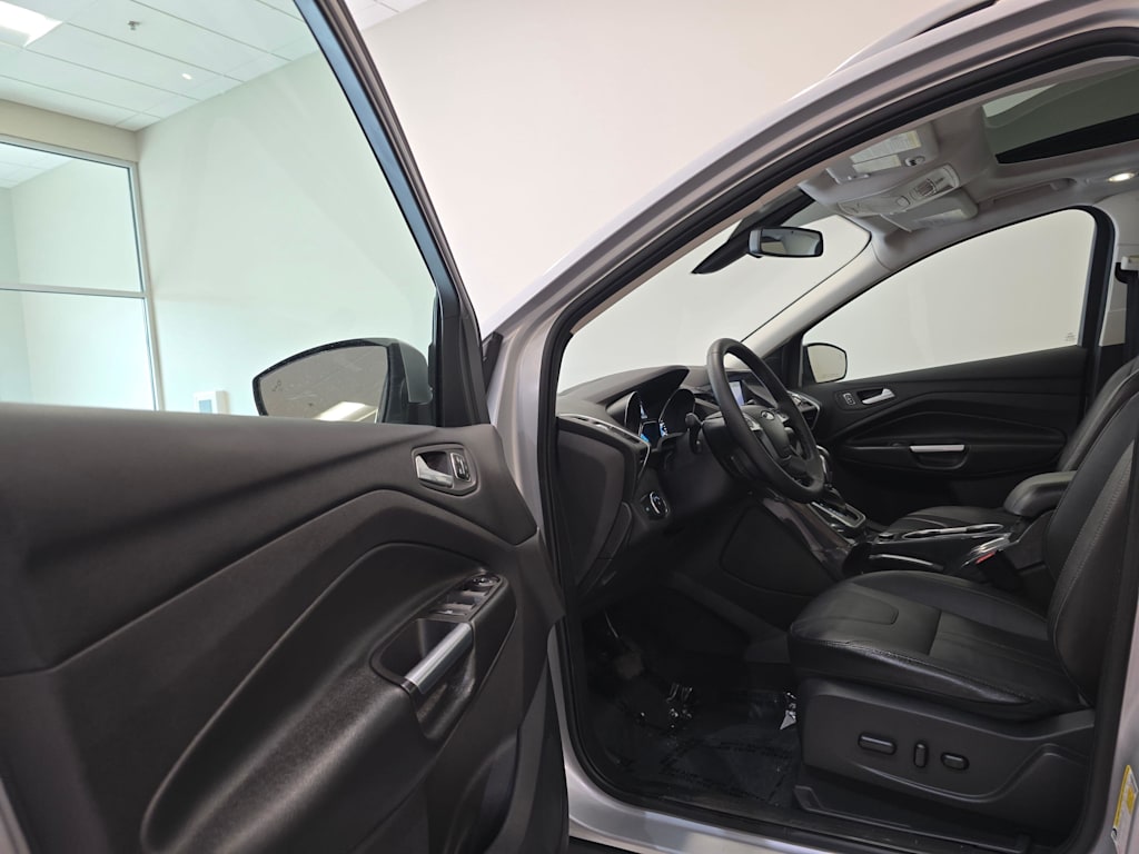 Thumbnail: 2013 Ford Escape - 14