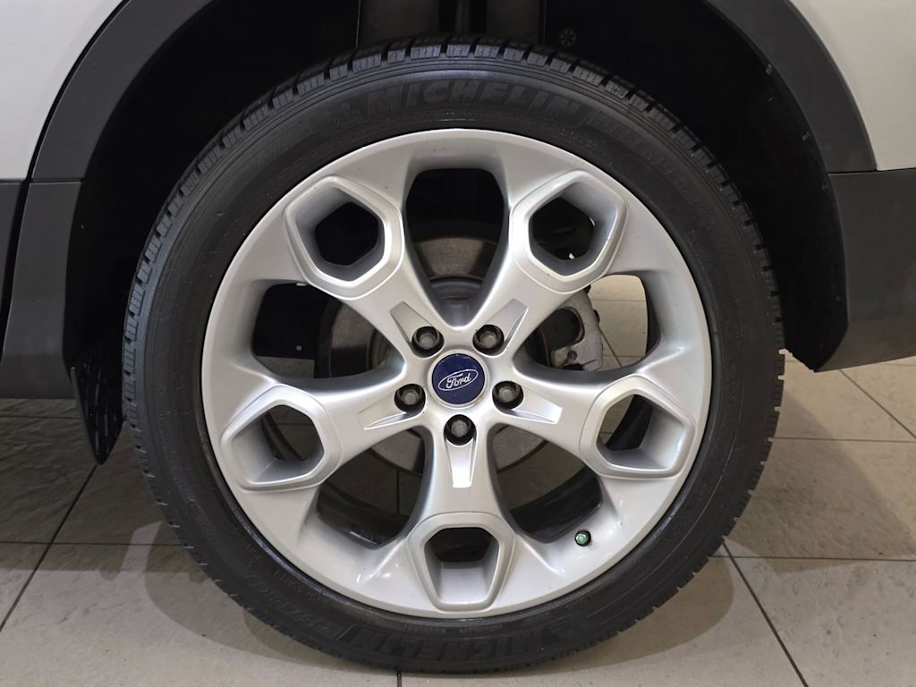 Thumbnail: 2013 Ford Escape - 7