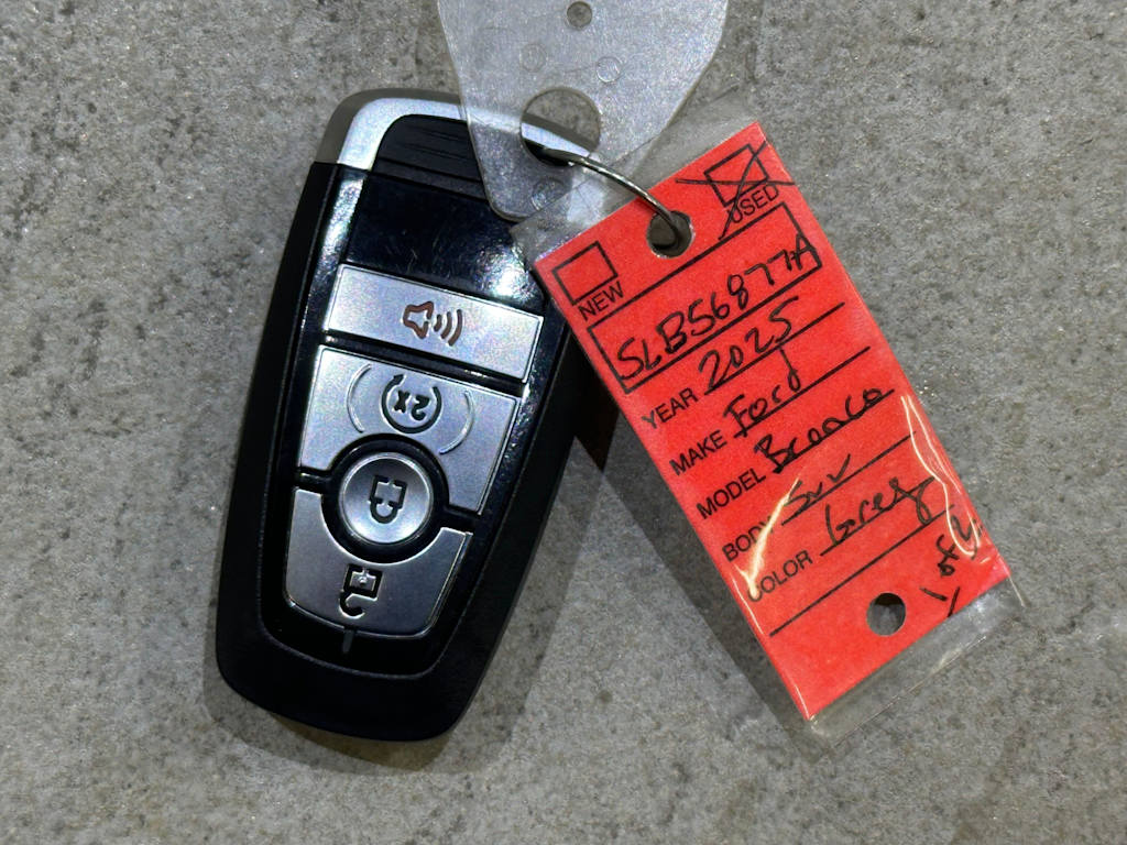 Thumbnail: 2025 Ford Bronco - 35