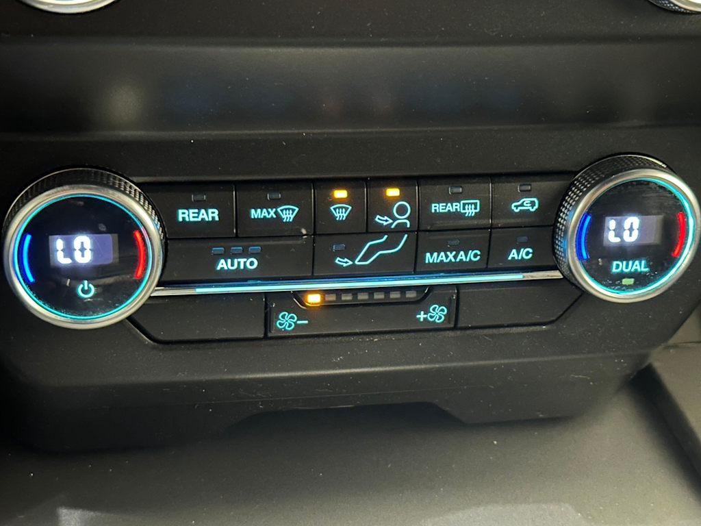 Thumbnail: 2019 Ford Expedition - 23