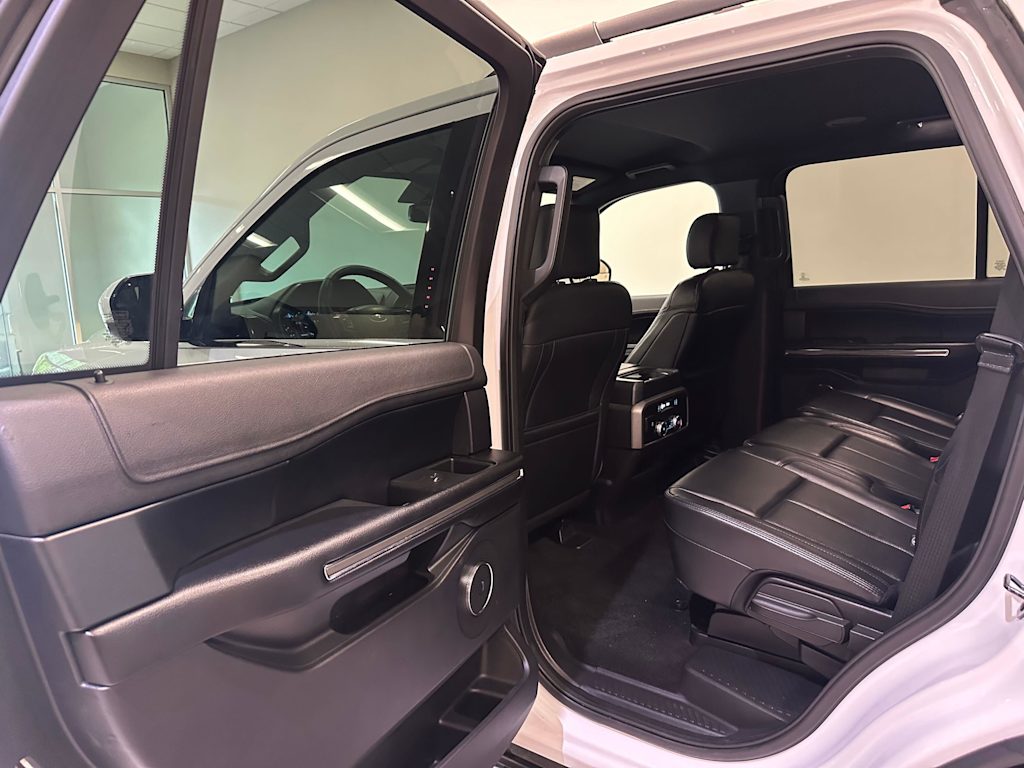 Thumbnail: 2019 Ford Expedition - 26