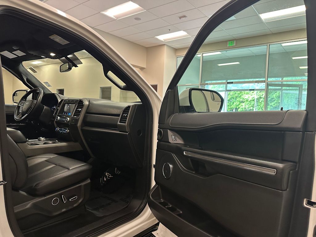 Thumbnail: 2019 Ford Expedition - 30