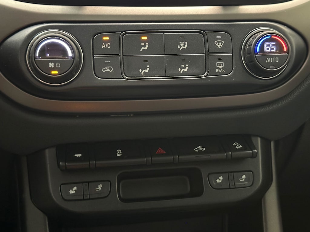 Thumbnail: 2018 Chevrolet Colorado - 24
