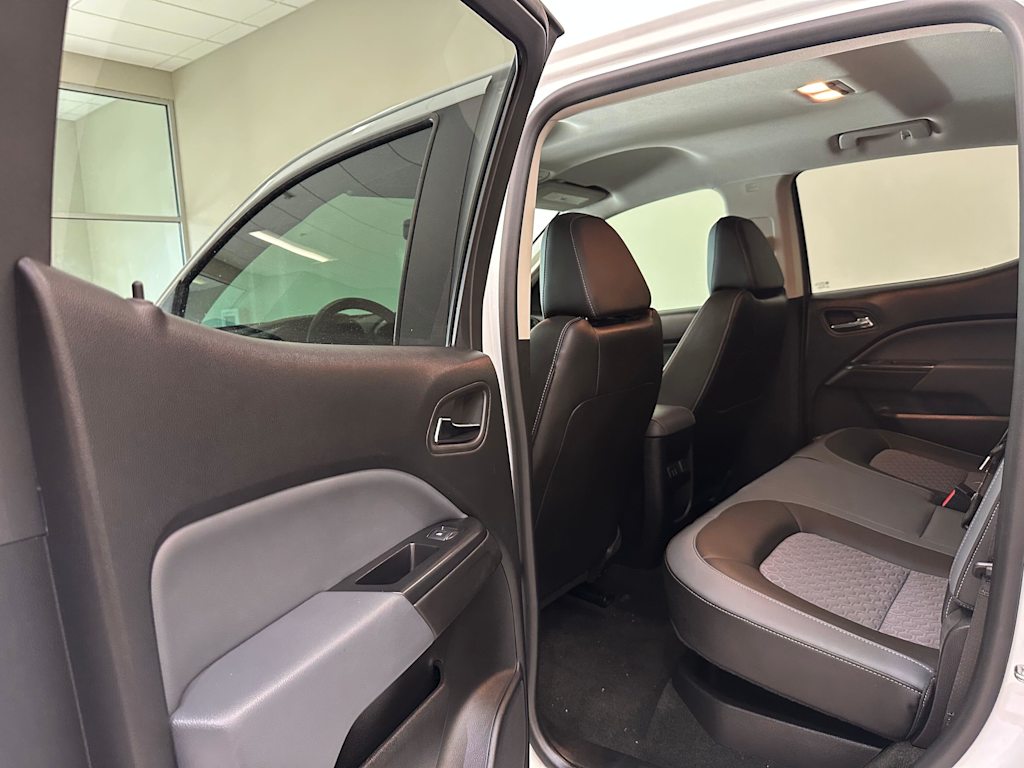Thumbnail: 2018 Chevrolet Colorado - 26