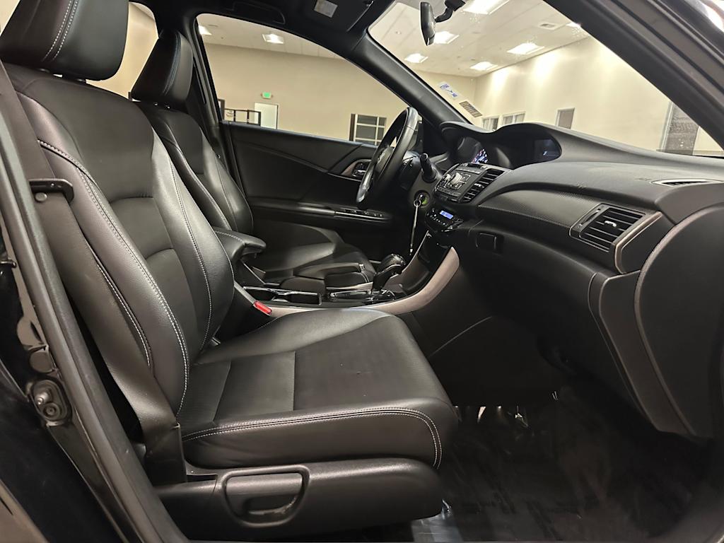 Thumbnail: 2016 Honda Accord - 12