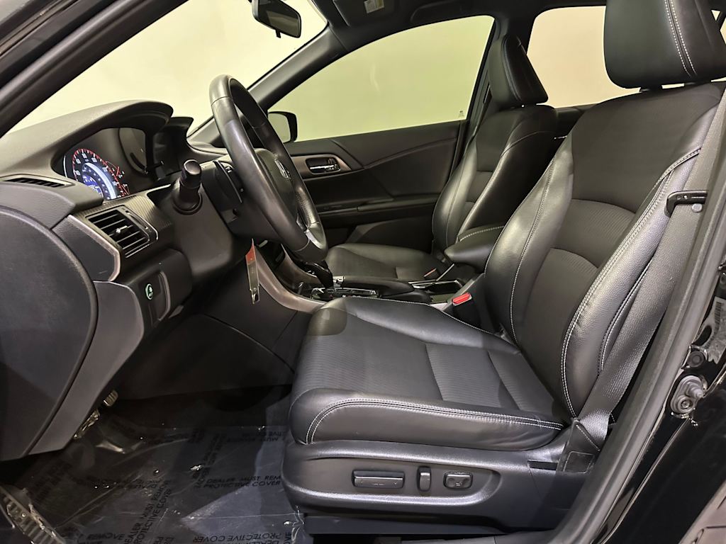 Thumbnail: 2016 Honda Accord - 11