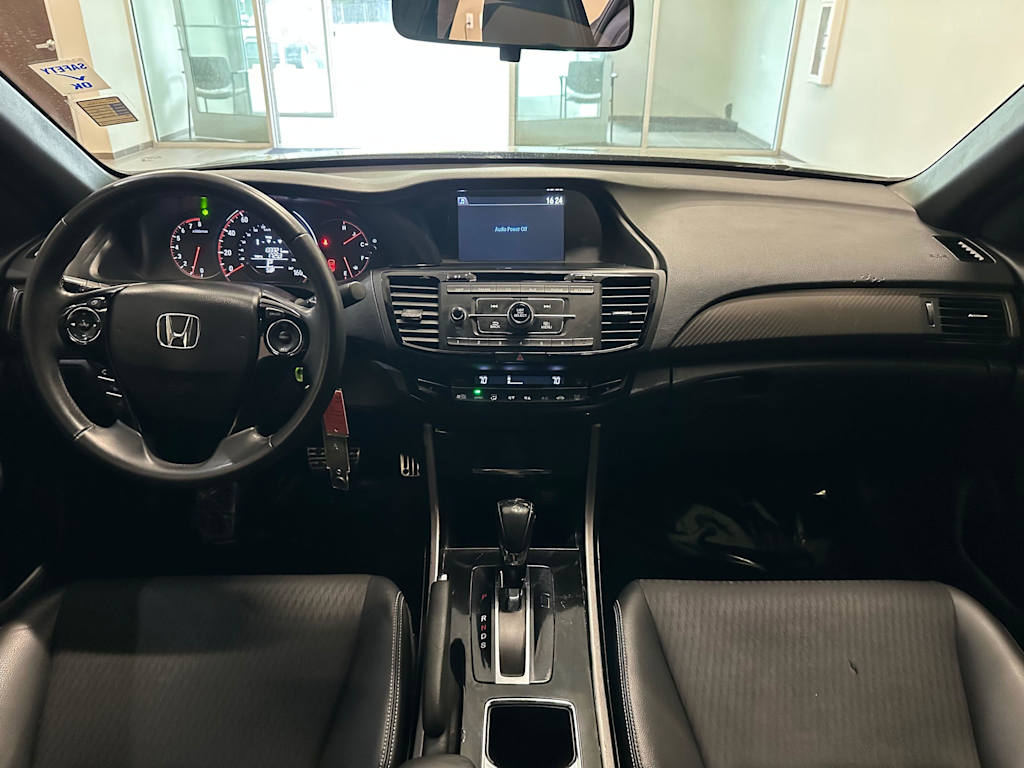 Thumbnail: 2016 Honda Accord - 10