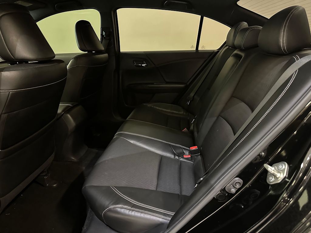 Thumbnail: 2016 Honda Accord - 13