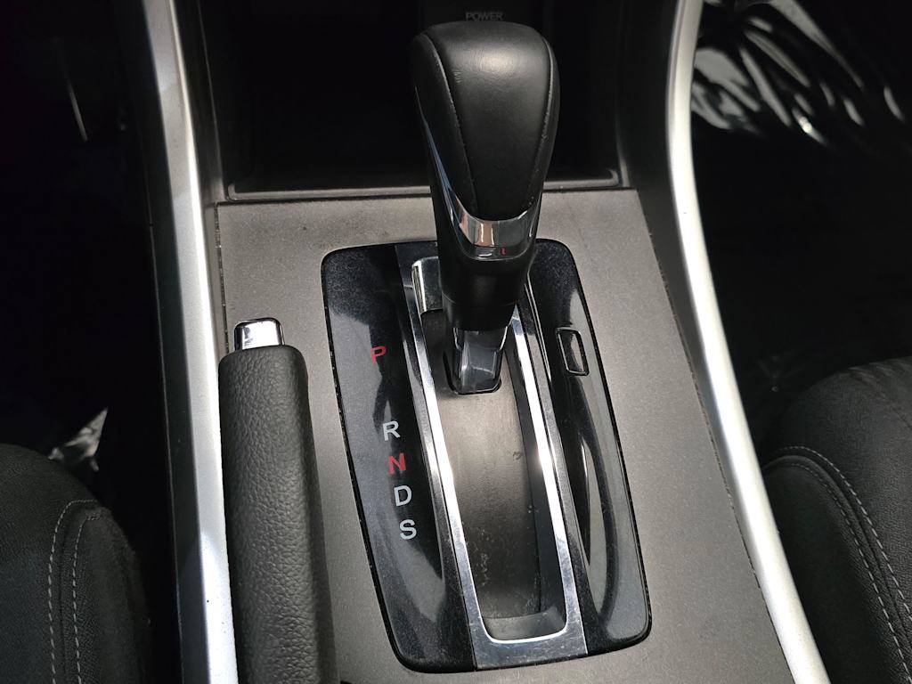 Thumbnail: 2015 Honda Accord - 17