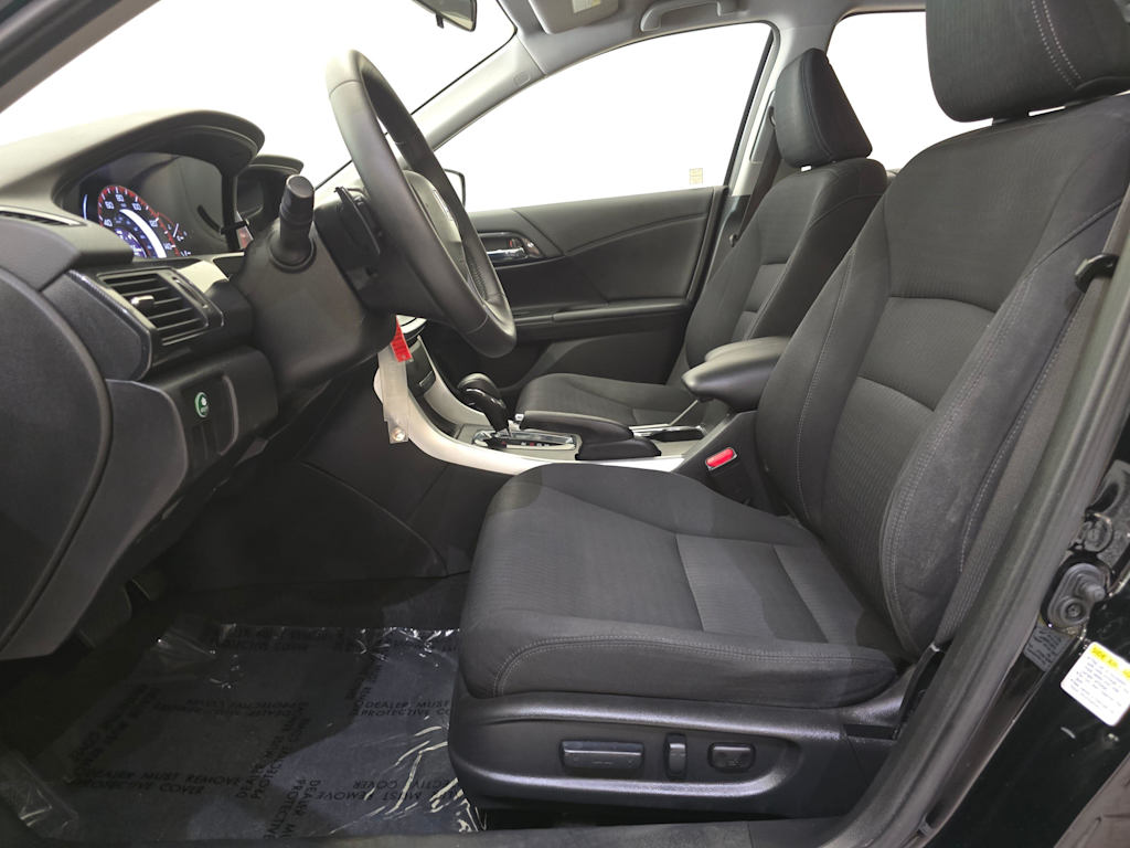 Thumbnail: 2015 Honda Accord - 11