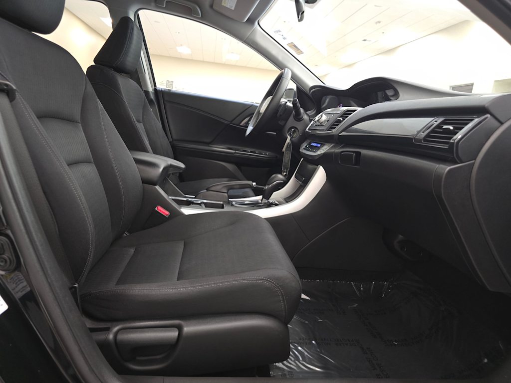 Thumbnail: 2015 Honda Accord - 12