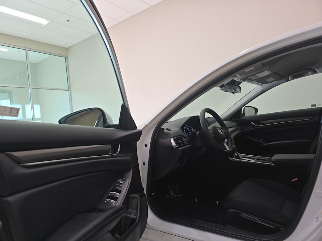 Thumbnail: 2019 Honda Accord - 27