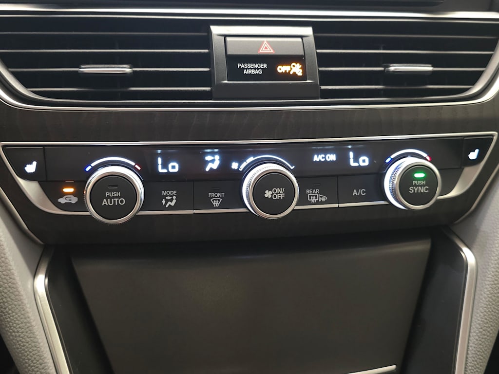 Thumbnail: 2018 Honda Accord - 21