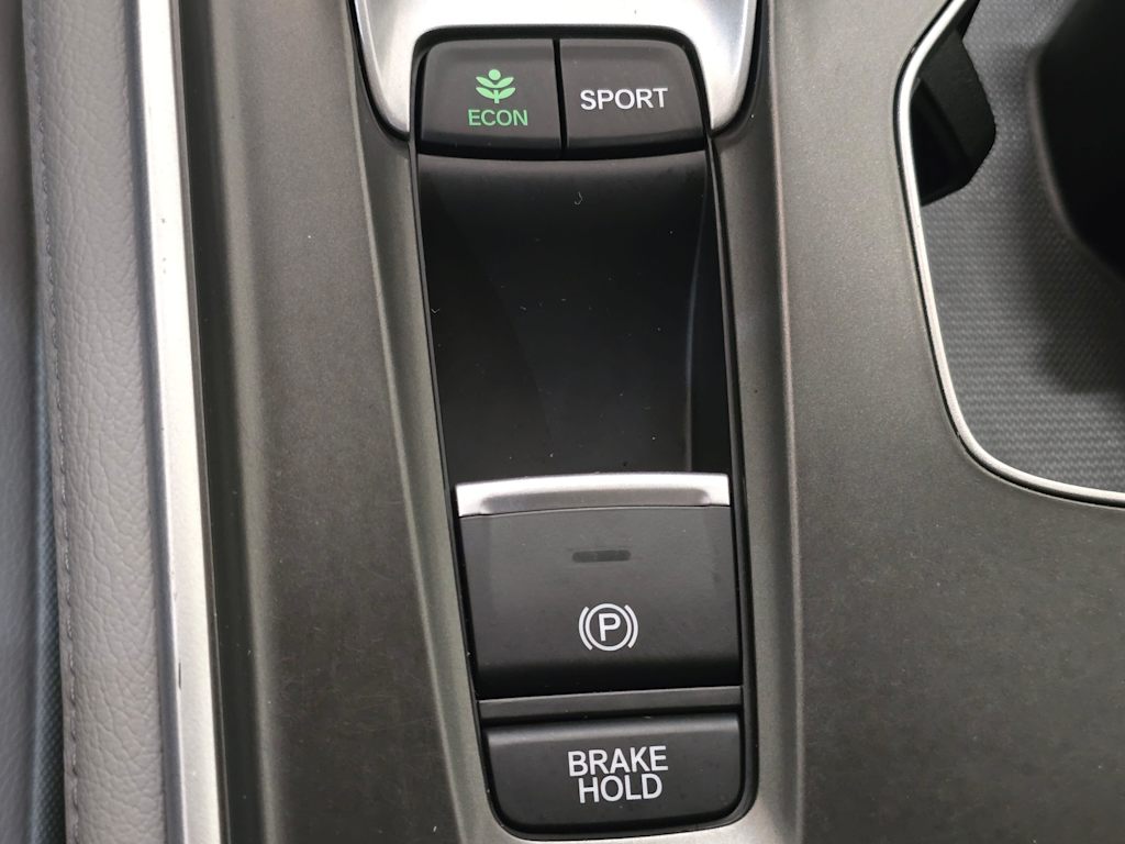 Thumbnail: 2018 Honda Accord - 24