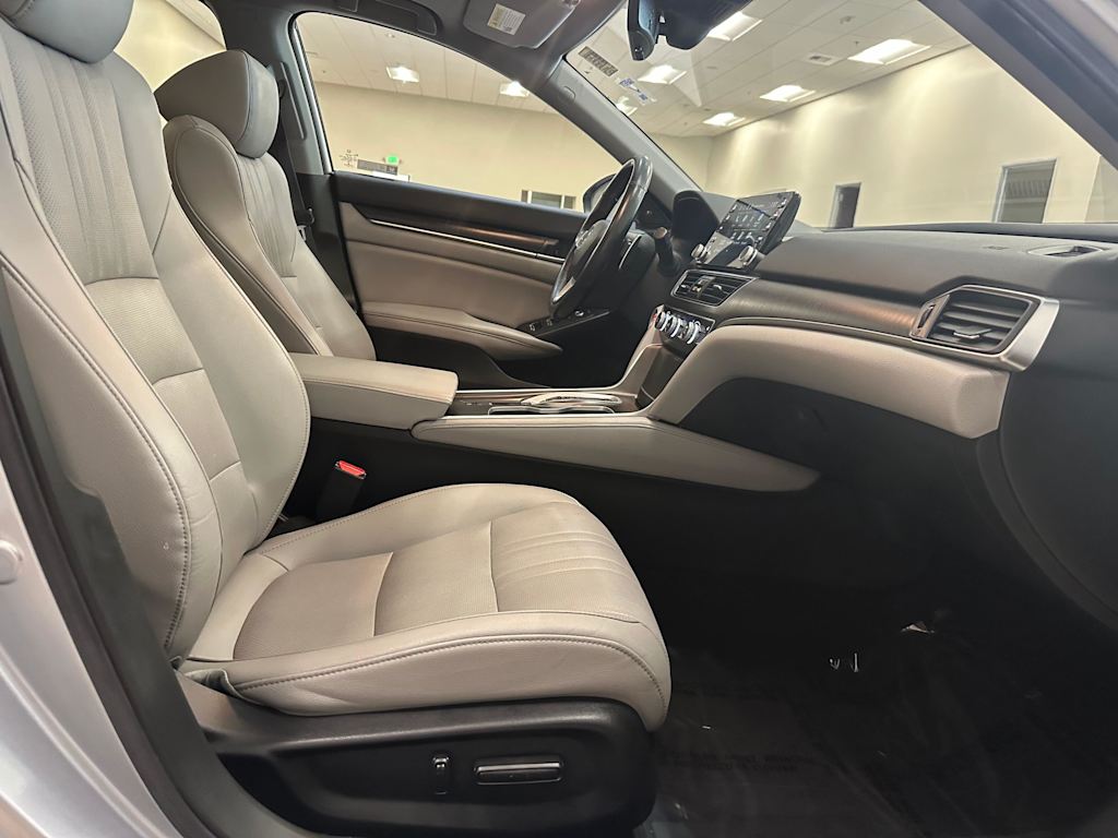 Thumbnail: 2019 Honda Accord - 11