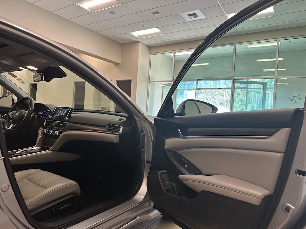 Thumbnail: 2019 Honda Accord - 33