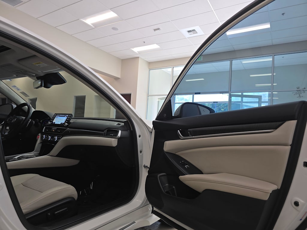 Thumbnail: 2020 Honda Accord - 33