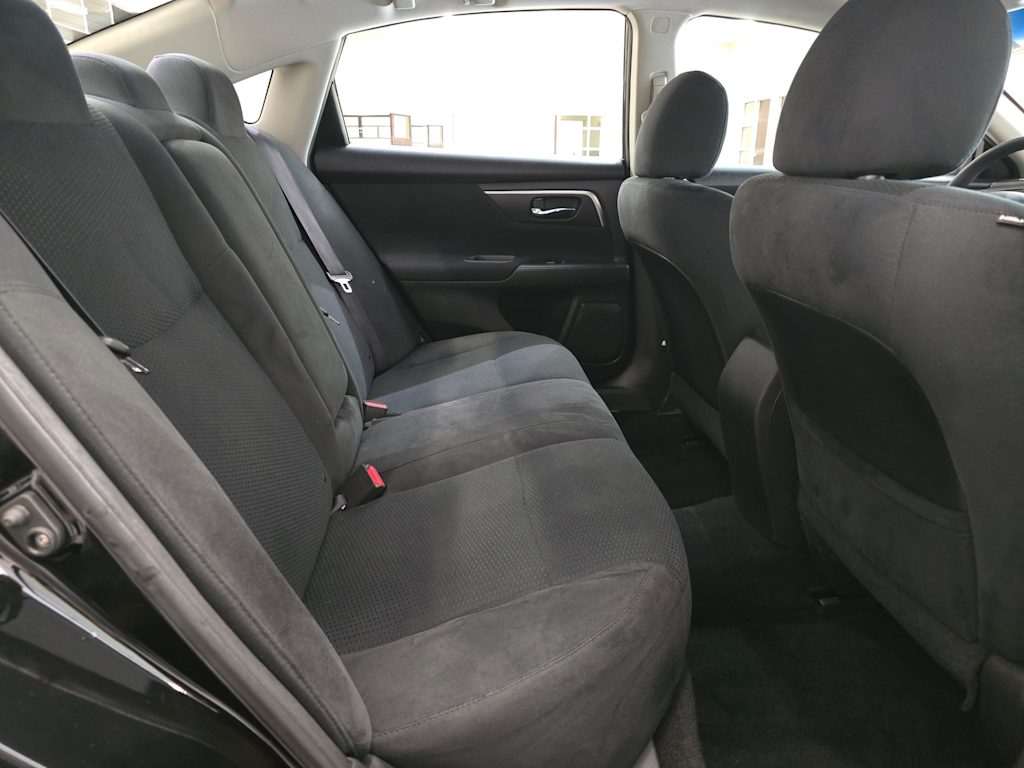 Thumbnail: 2015 Nissan Altima - 29