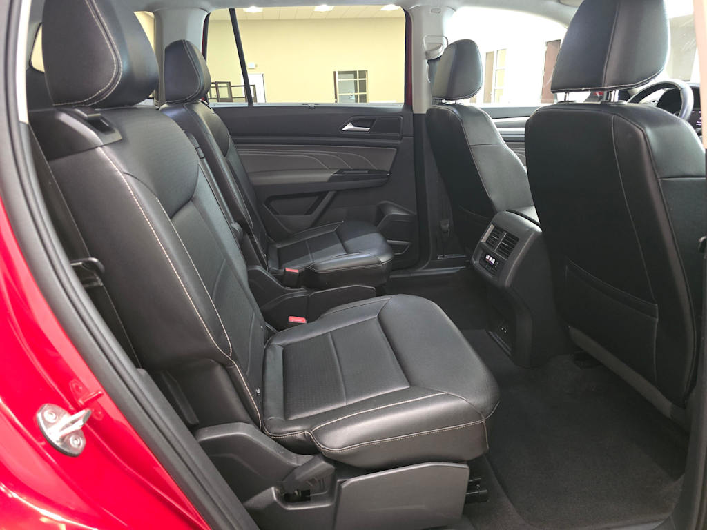 Thumbnail: 2021 Volkswagen Atlas - 30