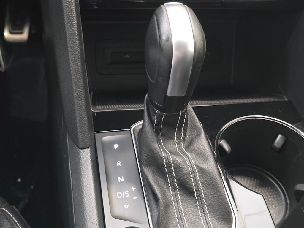 Thumbnail: 2021 Volkswagen Atlas - 16