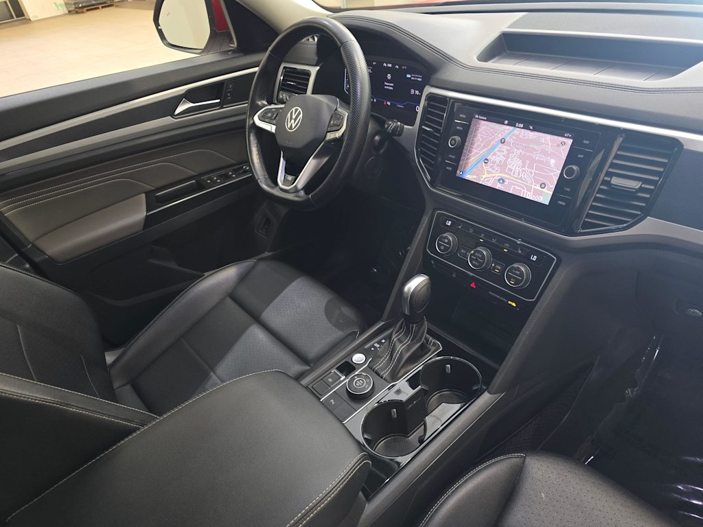 Thumbnail: 2021 Volkswagen Atlas - 14