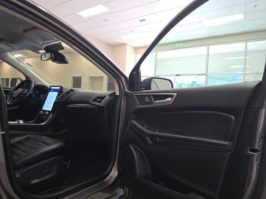Thumbnail: 2024 Ford Edge - 28