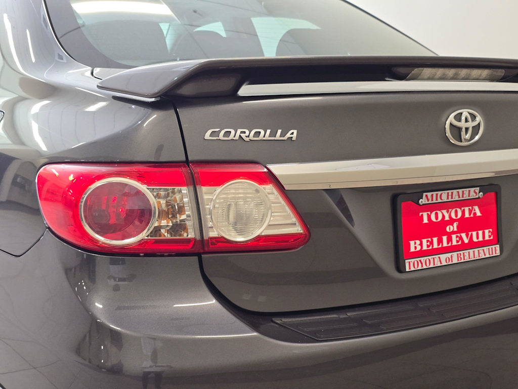 Thumbnail: 2013 Toyota Corolla - 21