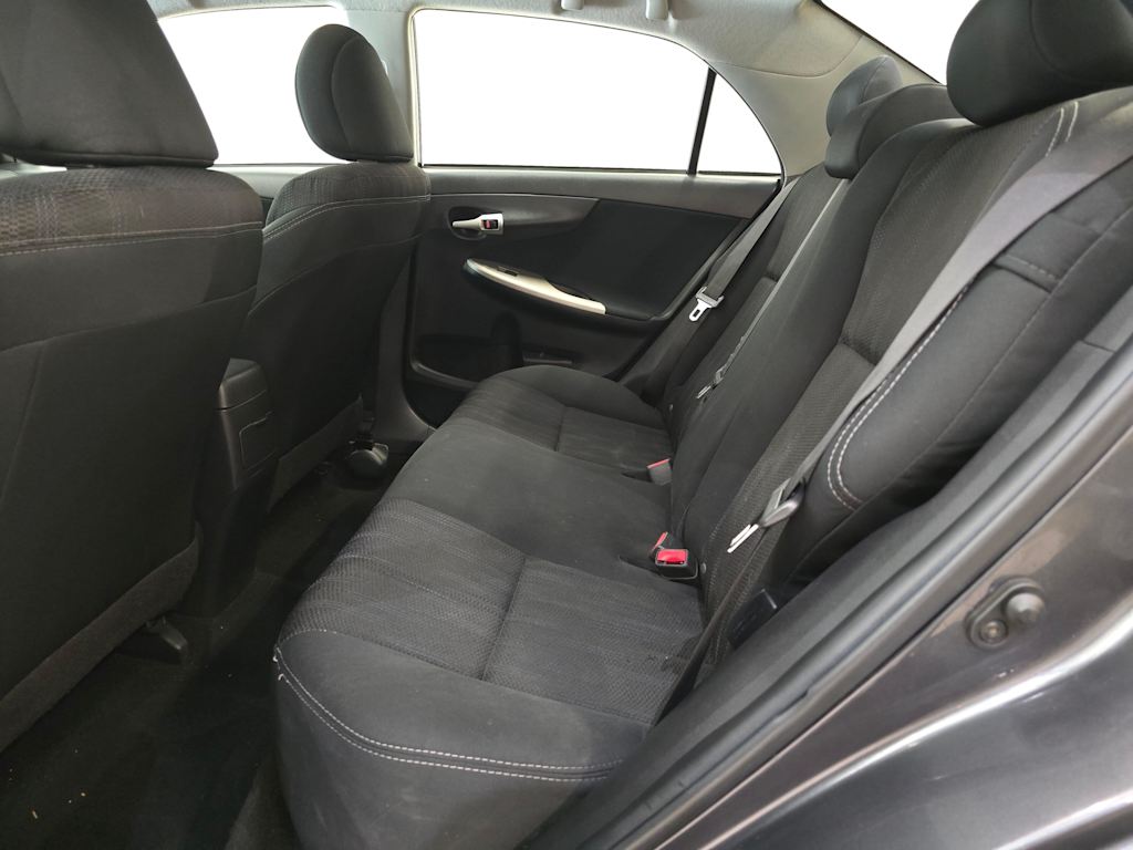 Thumbnail: 2013 Toyota Corolla - 12