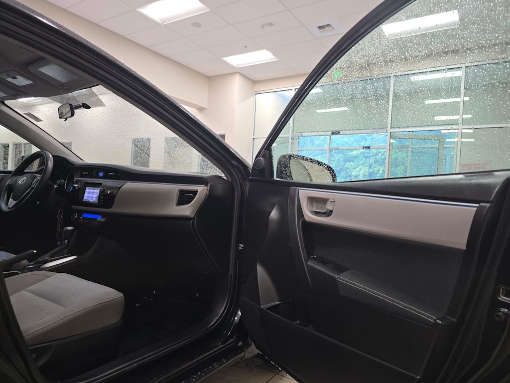 Thumbnail: 2016 Toyota Corolla - 31