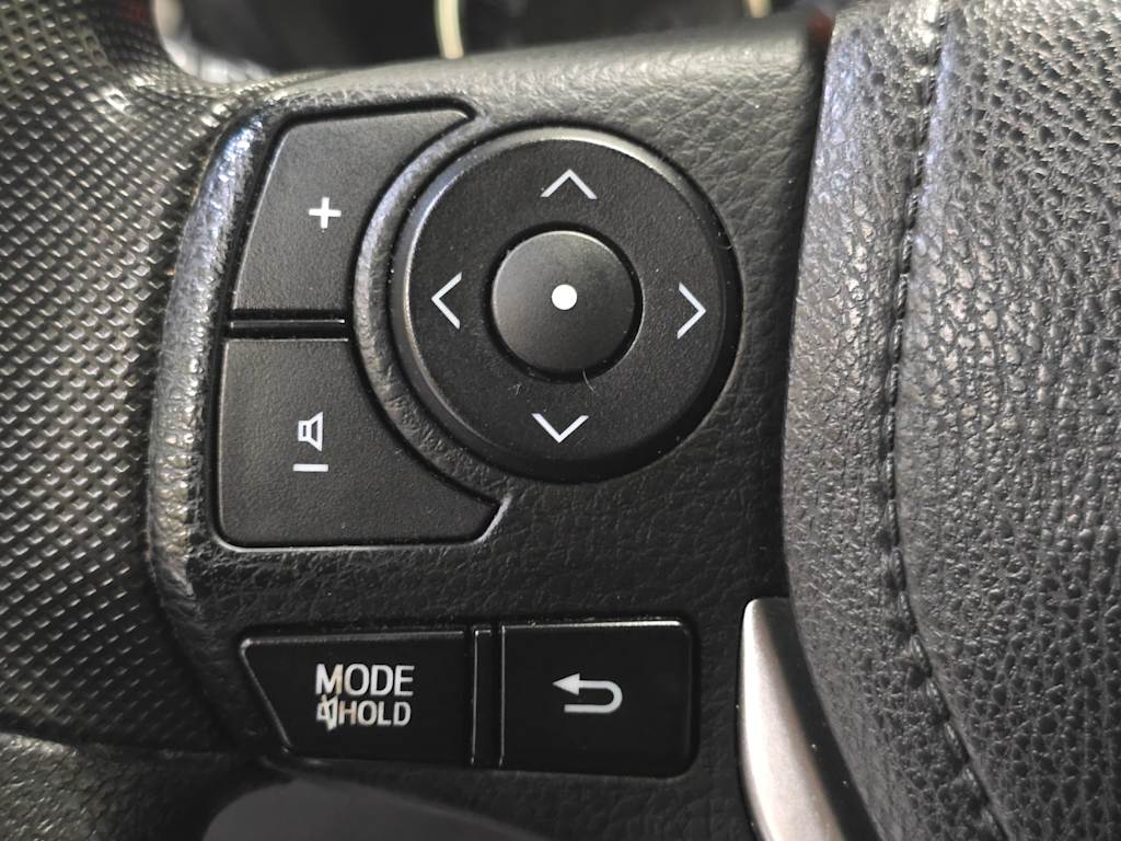 Thumbnail: 2016 Toyota Corolla - 25