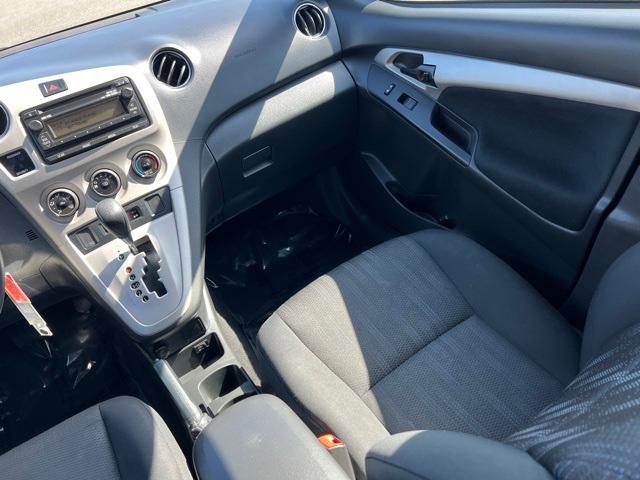 2013 Toyota Matrix Base 13