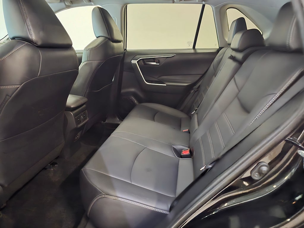 Thumbnail: 2021 Toyota RAV4 - 13