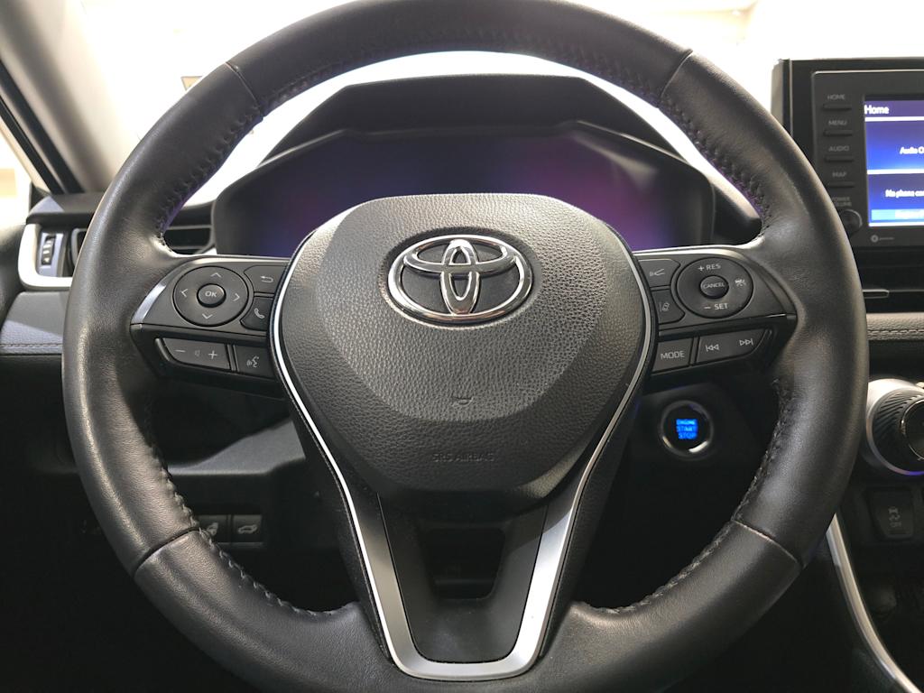 Thumbnail: 2022 Toyota RAV4 - 14