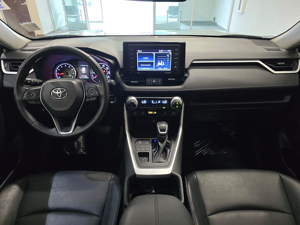Thumbnail: 2022 Toyota RAV4 - 10