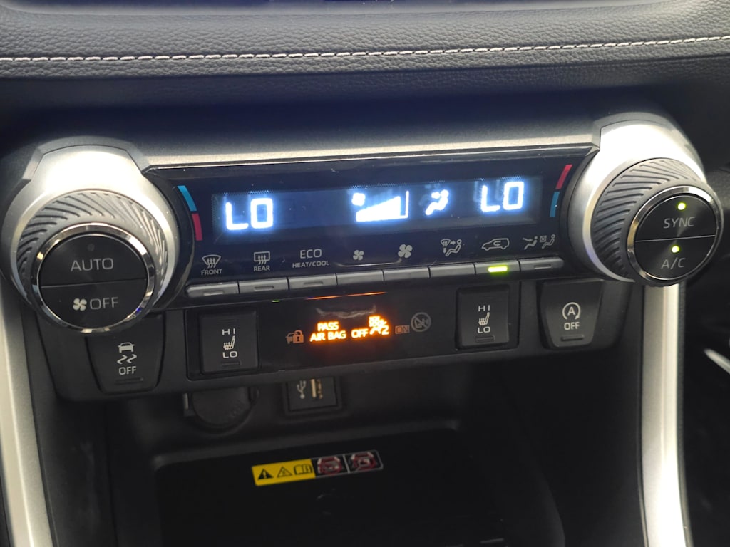 Thumbnail: 2024 Toyota RAV4 - 23