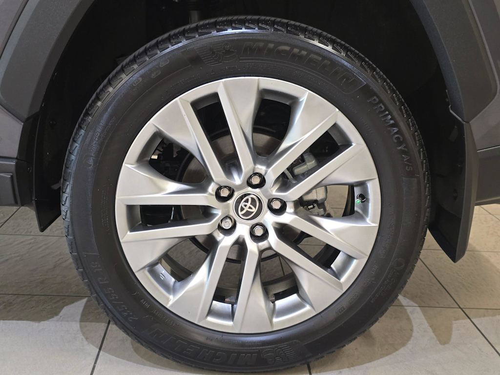 Thumbnail: 2025 Toyota RAV4 - 8