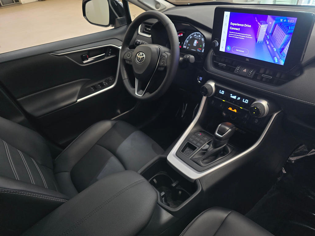 Thumbnail: 2025 Toyota RAV4 - 15