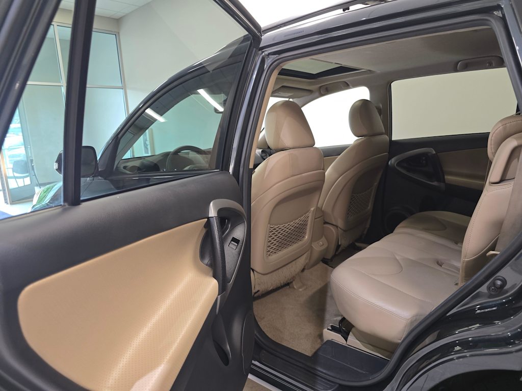 Thumbnail: 2010 Toyota RAV4 - 26