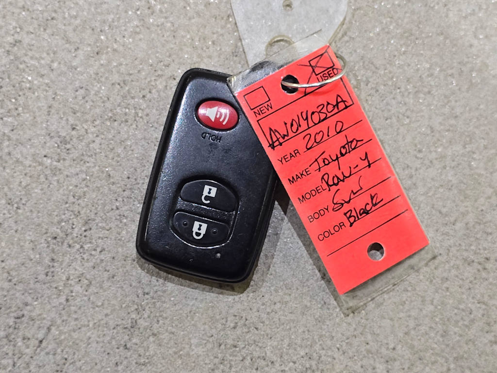 Thumbnail: 2010 Toyota RAV4 - 19