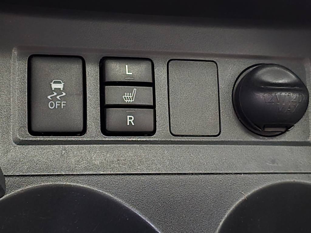 Thumbnail: 2010 Toyota RAV4 - 22