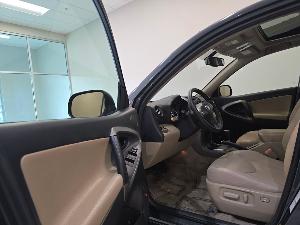 Thumbnail: 2010 Toyota RAV4 - 7