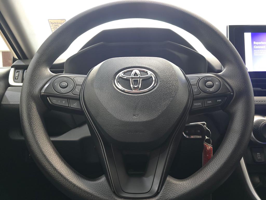 Thumbnail: 2023 Toyota RAV4 - 14
