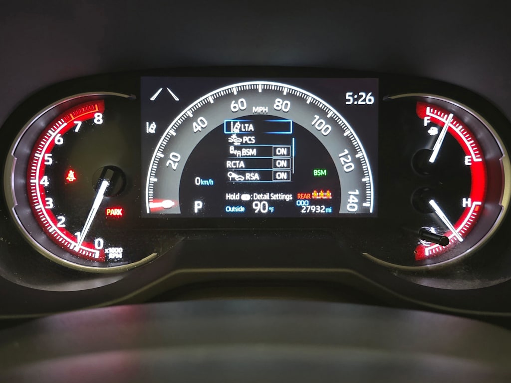 Thumbnail: 2023 Toyota RAV4 - 18