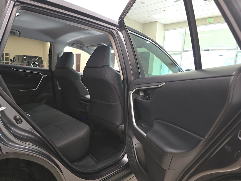 Thumbnail: 2023 Toyota RAV4 - 29