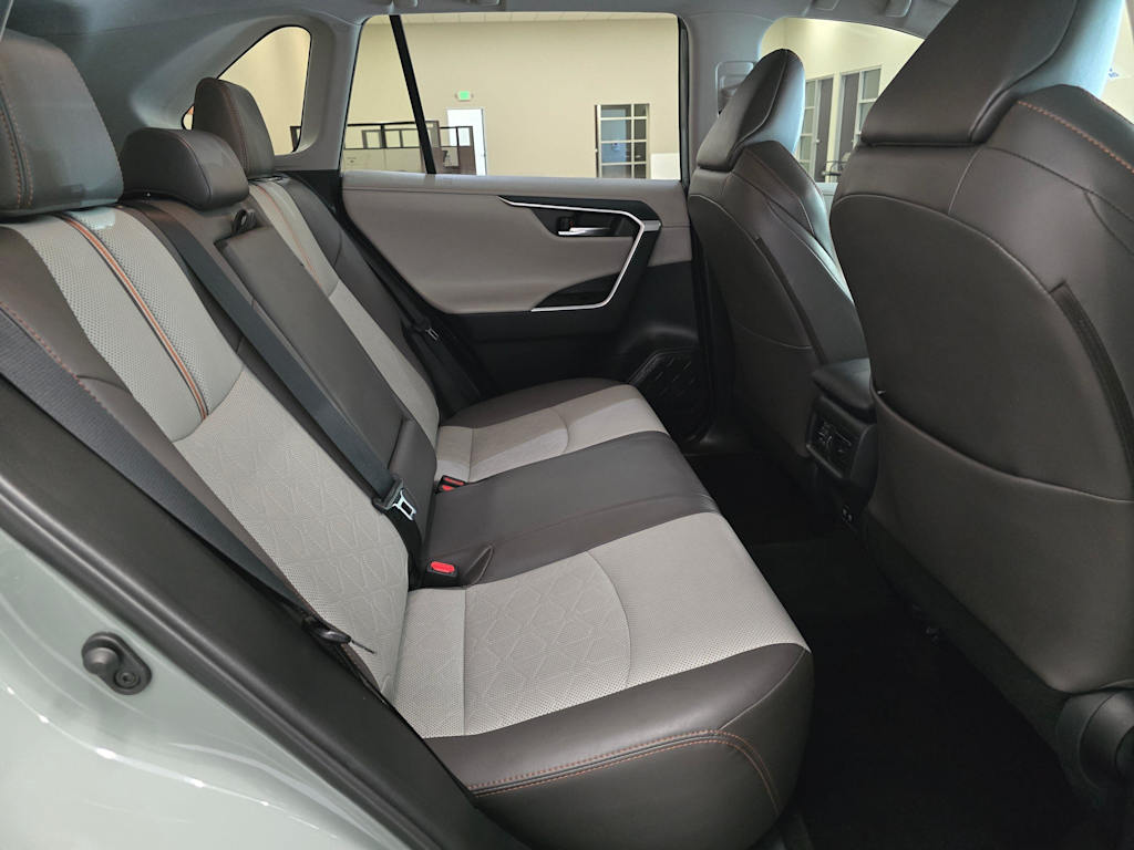 Thumbnail: 2019 Toyota RAV4 - 29