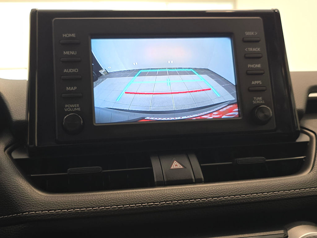Thumbnail: 2019 Toyota RAV4 - 16