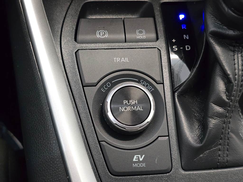Thumbnail: 2019 Toyota RAV4 - 25