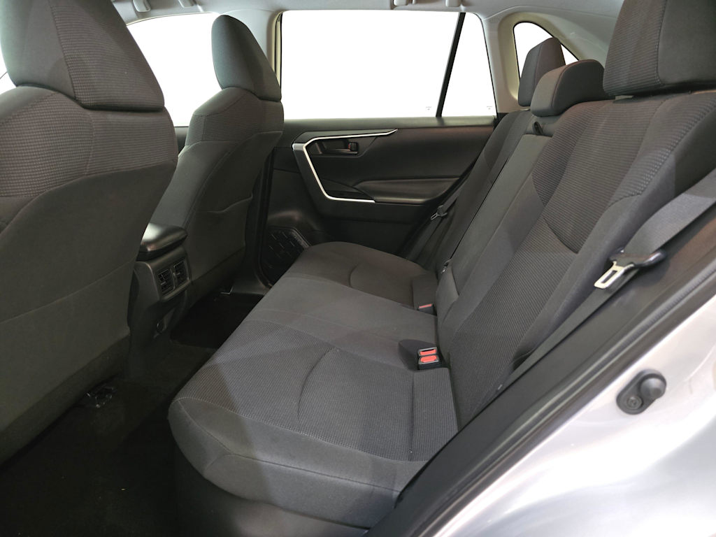 Thumbnail: 2019 Toyota RAV4 - 13